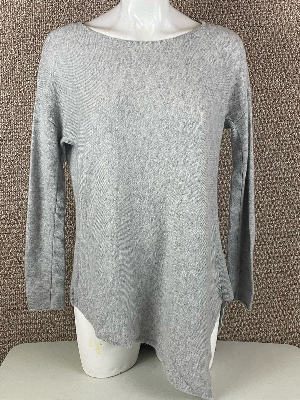 Alice + Olivia Sweater Women's Small Gray Wool Blend V-Neck Knit Quiet Luxury Ws